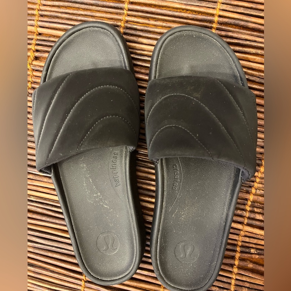Lululemon Slides